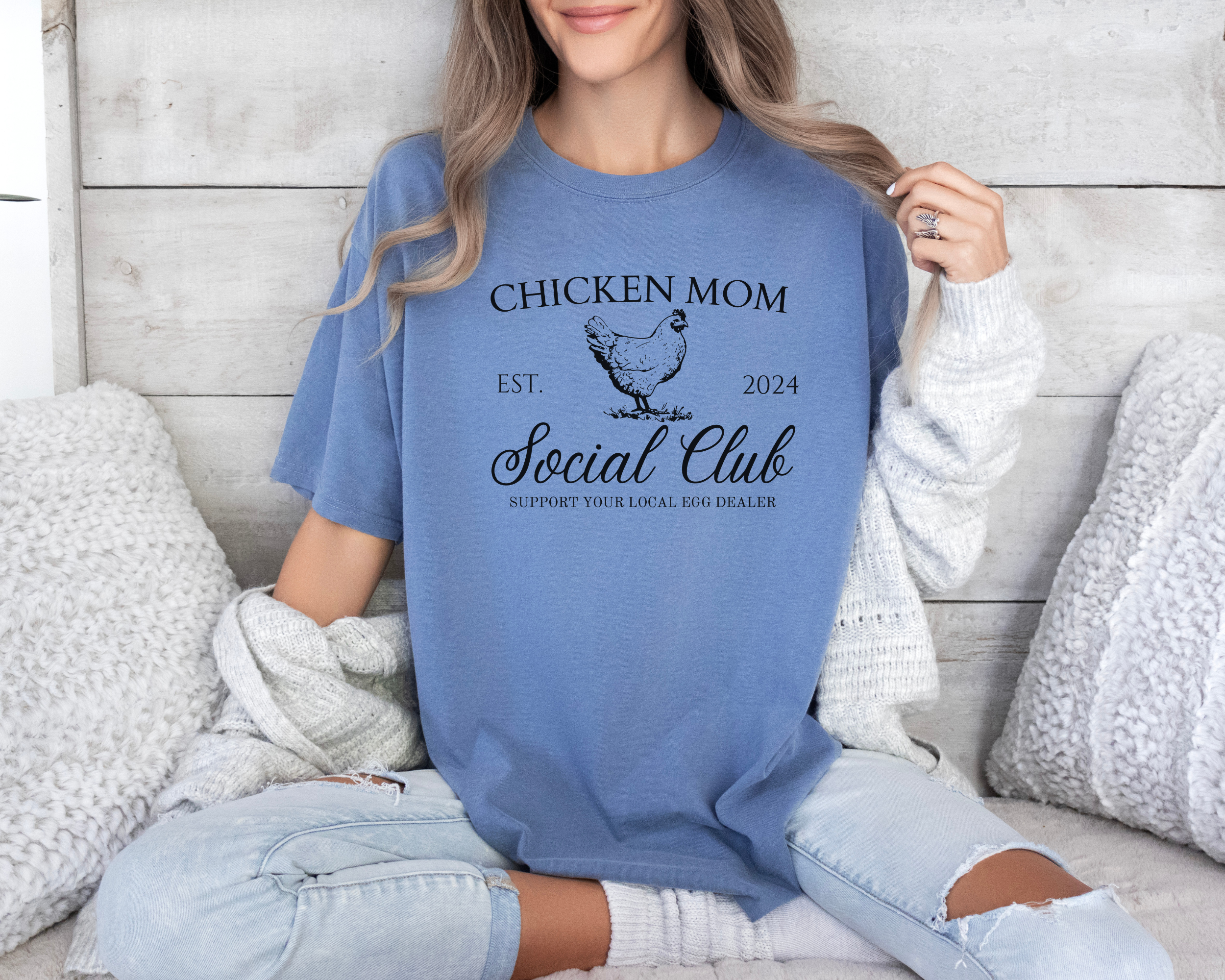 chicken mom shirt in blue jean