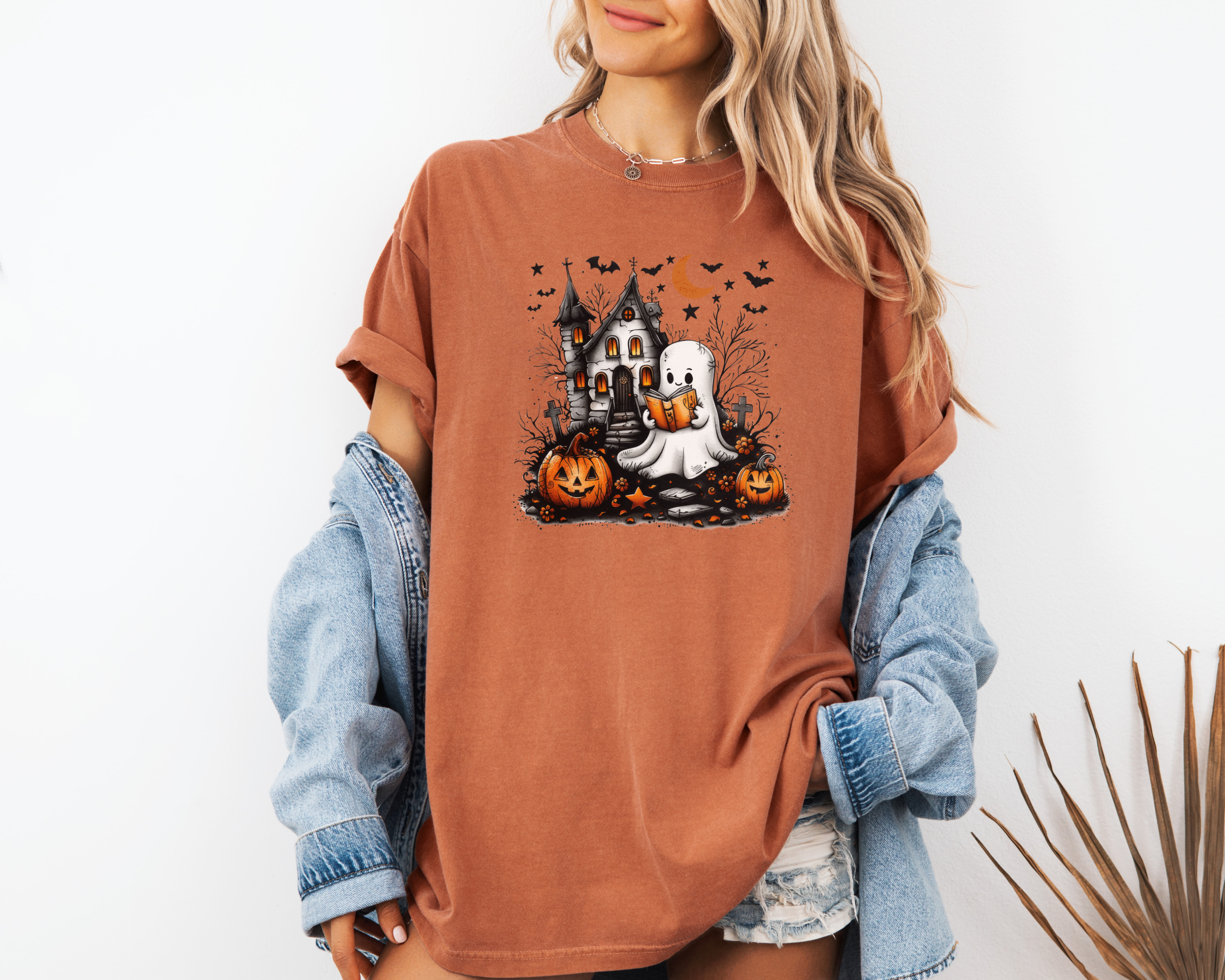 ghost reading book spooky halloween tshirt for book lovers